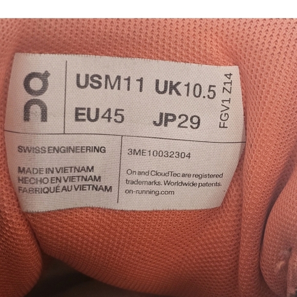 On Cloudhorizon Hiking Shoes Men's 11 Fog/Mahogany Preowned - Picture 8 of 13